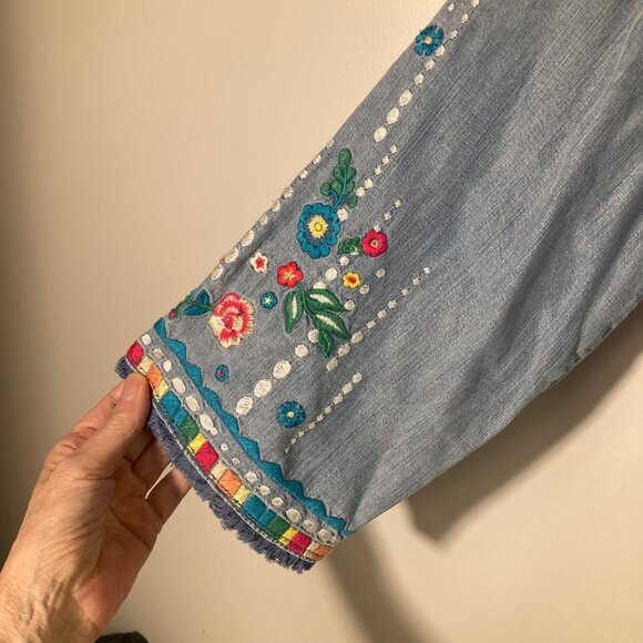 Womens Reba V Neck Chambray Embroidered Shirt XL 3/4 Sleeve Blue Orange White - Picture 5 of 10